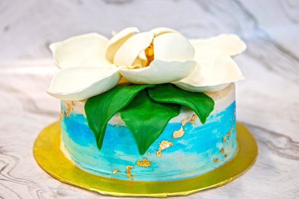 magnolia_cake.jpg